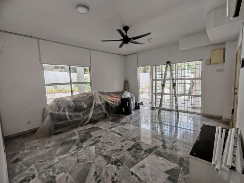 Semi-Detached House for Sale in Taman Sungai Besi Indah (Seri Kembangan) - Syah Othman - PropertyGuru.com.my