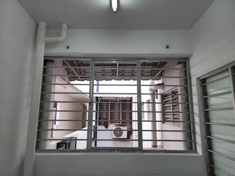 Pangsapuri untuk Disewa di Suria Permai - SY Lee - Balcony - PropertyGuru.com.my
