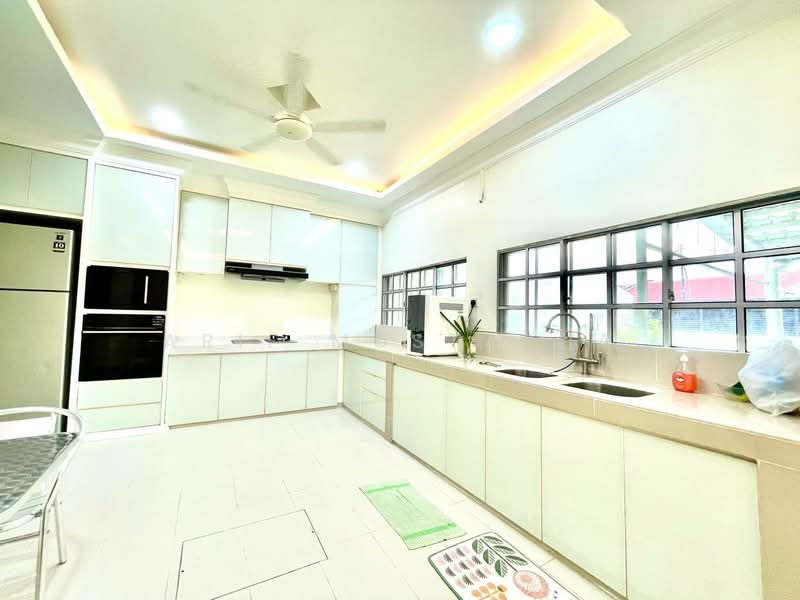 2-storey Terraced House for Sale in Seksyen 1a (Petaling Jaya) - Arif Mustapha - Kitchen - PropertyGuru.com.my