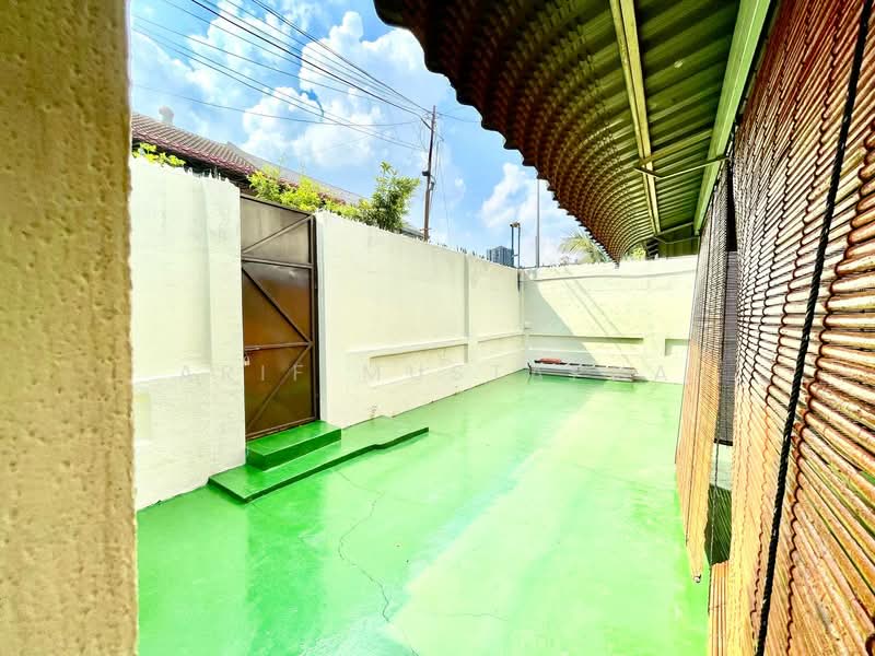 2-storey Terraced House for Sale in Seksyen 1a (Petaling Jaya) - Arif Mustapha - Exterior - PropertyGuru.com.my