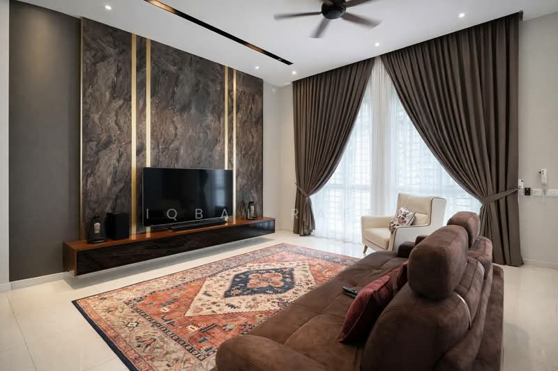 Rumah Teres 2 Tingkat untuk Dijual di Eco Majestic (Semenyih) - Iqbal Rafei - Living Room - PropertyGuru.com.my