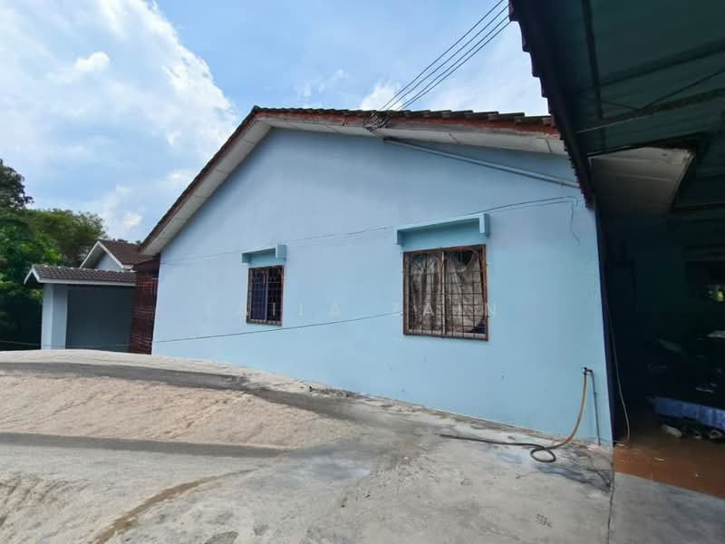 1-storey Terraced House for Sale in Taman Sri Intan (Kajang) - Laila Zain - Exterior - PropertyGuru.com.my