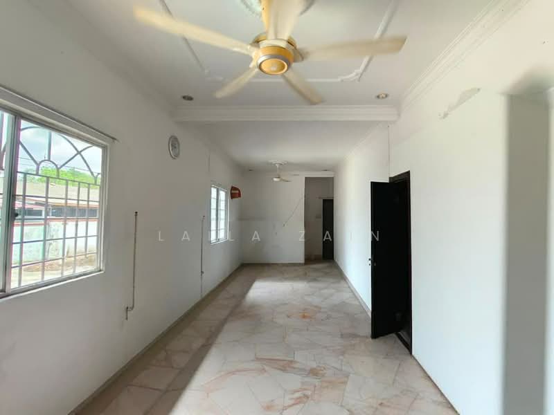1-storey Terraced House for Sale in Taman Sri Intan (Kajang) - Laila Zain - Interior - PropertyGuru.com.my