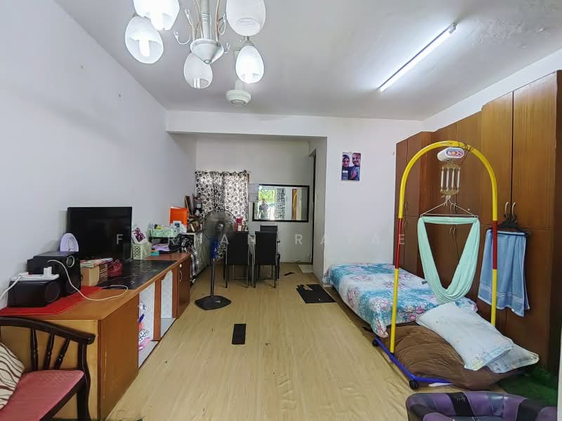2-storey Terraced House for Sale in Puncak Alam (Selangor) - Farhan Rafael - Living Room - PropertyGuru.com.my