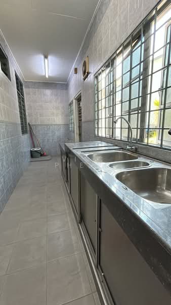 2-storey Terraced House for Sale in Taman Gadong Perdana (Melaka City) - Vinc Pheng - Kitchen - PropertyGuru.com.my