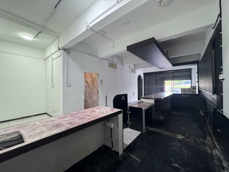 Shop for Rent in Bandar Baru Bangi (Selangor) - Mohd Faizal - Interior - PropertyGuru.com.my