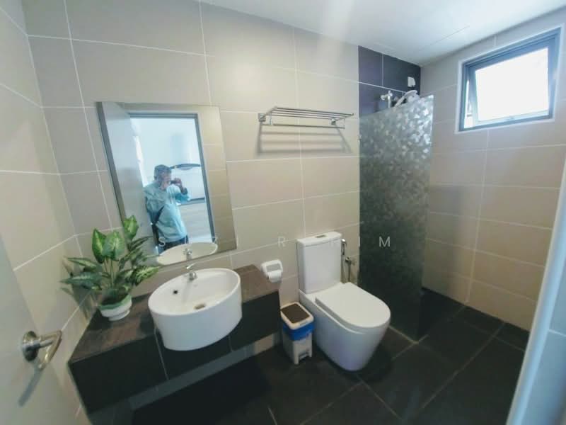 Servis Apartment untuk Dijual di Evo Soho Suite - Suzi Rahim - Bathroom - PropertyGuru.com.my