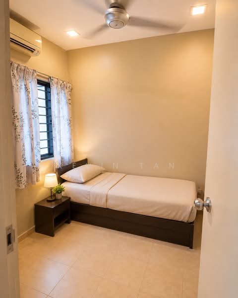 2-storey Terraced House for Sale in Lakeside Residences (Puchong) - Kevin Tan - Bedroom - PropertyGuru.com.my
