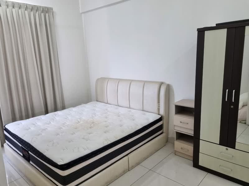 Service Residence for Sale at 8 Kinrara - Paul Lee - Bedroom - PropertyGuru.com.my