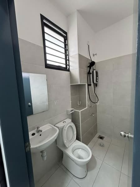 Terraced House for Rent in Johor Bahru (Johor) - Ray Tung - Bathroom - PropertyGuru.com.my