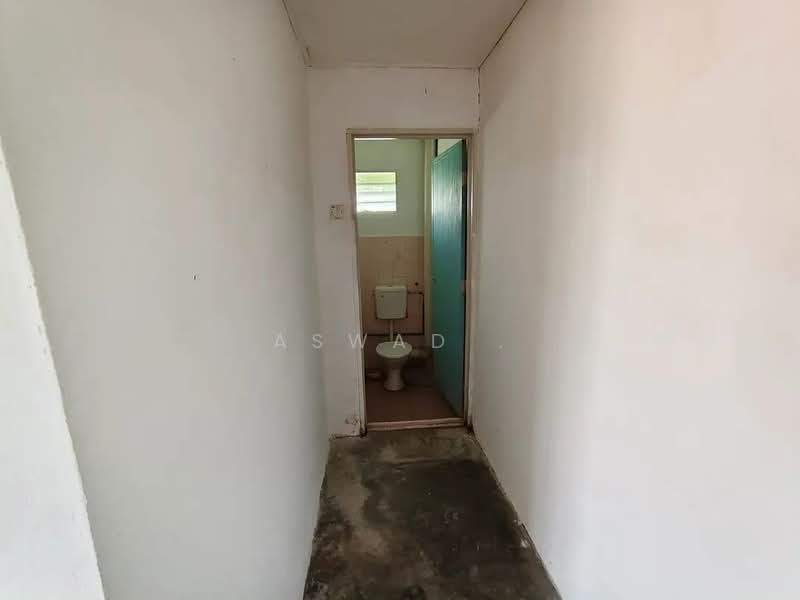 Semi-Detached House for Sale in Sungai Ara (Penang) - Aswad . - Bathroom - PropertyGuru.com.my