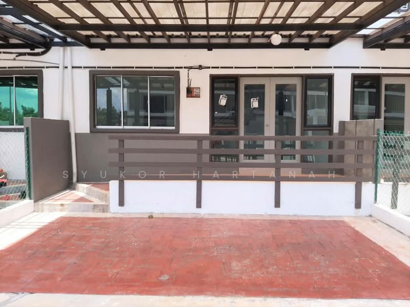 2-storey Terraced House for Sale in Shah Alam (Selangor) - Syukor Hartanah - Exterior - PropertyGuru.com.my