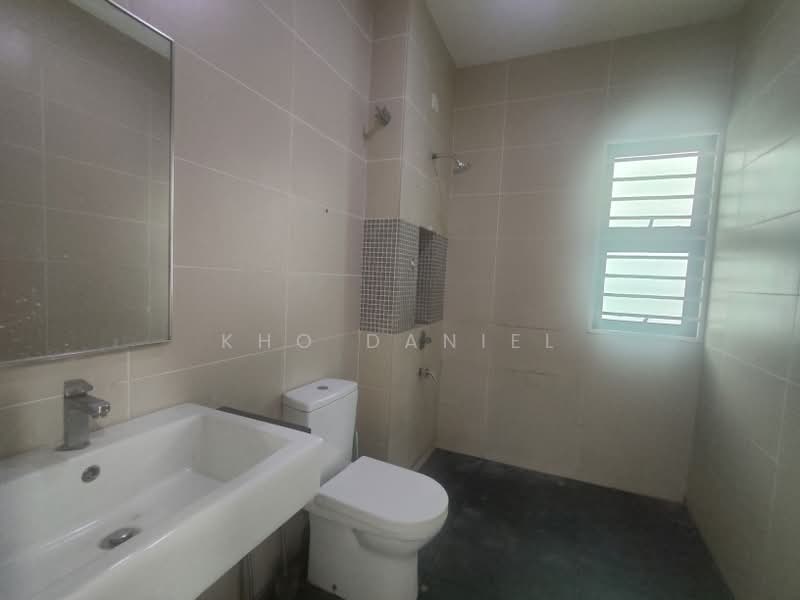 2-storey Terraced House for Rent in Bandar Bukit Raja (Klang) - Kho Daniel - Bathroom - PropertyGuru.com.my