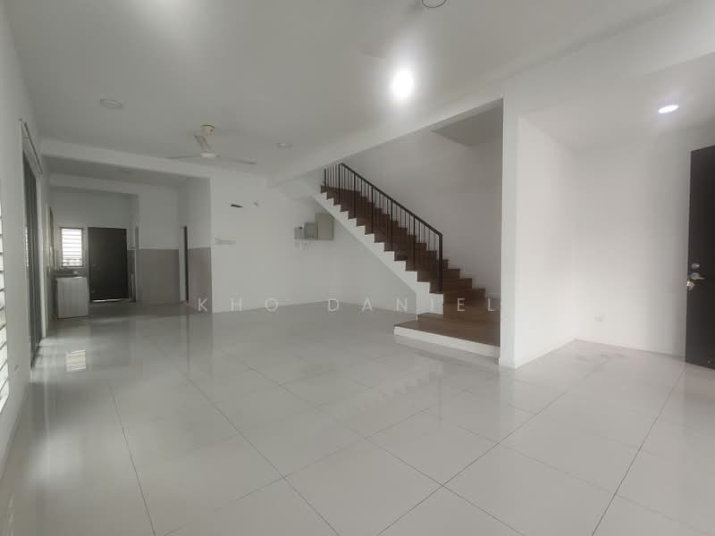 2-storey Terraced House for Rent in Bandar Bukit Raja (Klang) - Kho Daniel - Living Room - PropertyGuru.com.my