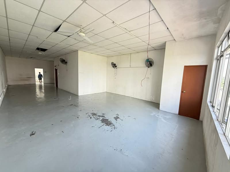 Kedai untuk Dijual di Taman Sierra Perdana (Masai) - Janet Tan - Interior - PropertyGuru.com.my