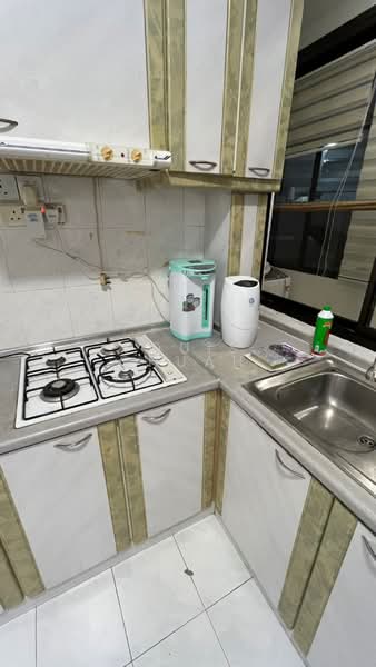 Kondominium untuk Disewa di E-Park Condominium - Louis Chuah - Kitchen - PropertyGuru.com.my