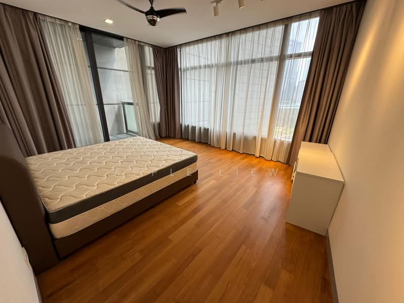 Kondominium untuk Disewa di Condominium @ The Troika - Apple Liew - Bedroom - PropertyGuru.com.my