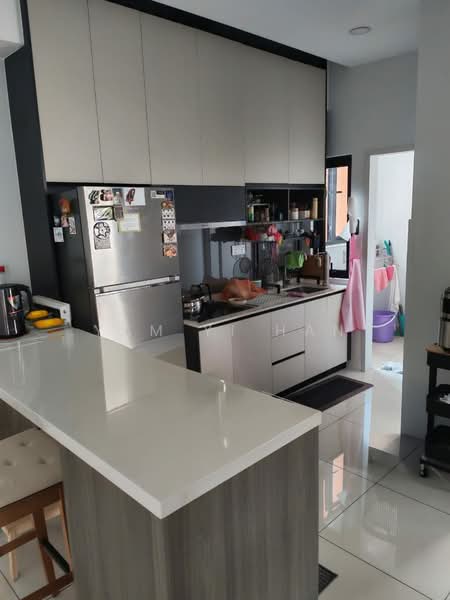 Service Residence for Rent at The Amber Residence @ TwentyFive.7 - Yam Yi Han - Kitchen - PropertyGuru.com.my
