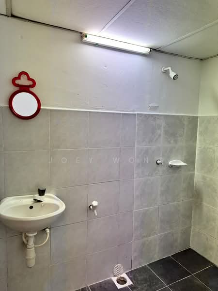 Flat for Rent at Damai Utama - Joey Wong - Bathroom - PropertyGuru.com.my