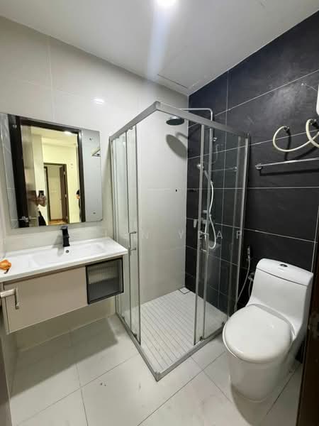 Condominium for Rent at Amberside @ Country Garden Danga Bay - Ellen Yeap - Bathroom - PropertyGuru.com.my