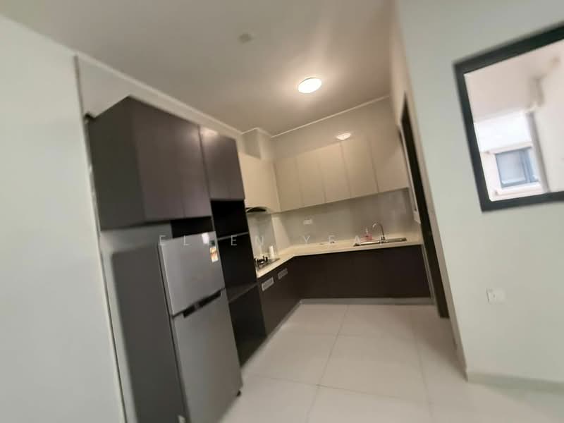 Condominium for Rent at Amberside @ Country Garden Danga Bay - Ellen Yeap - Kitchen - PropertyGuru.com.my