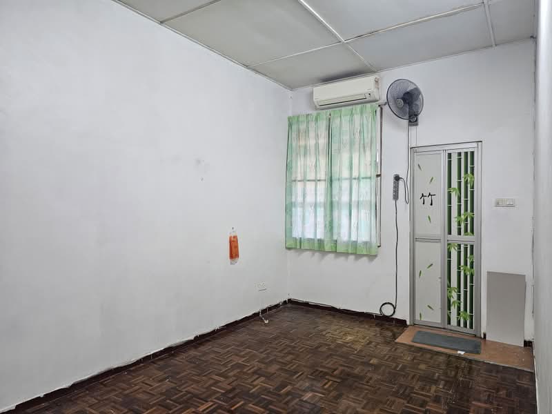 2-storey Terraced House for Sale in Bandar Mahkota Cheras (Cheras) - Stella Lee - Interior - PropertyGuru.com.my