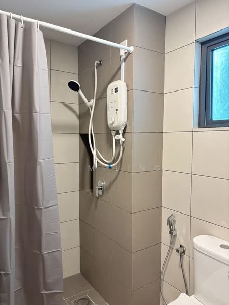 Servis Apartment untuk Disewa di D'Quince Residences - Kim Ling - Bathroom 2 - PropertyGuru.com.my