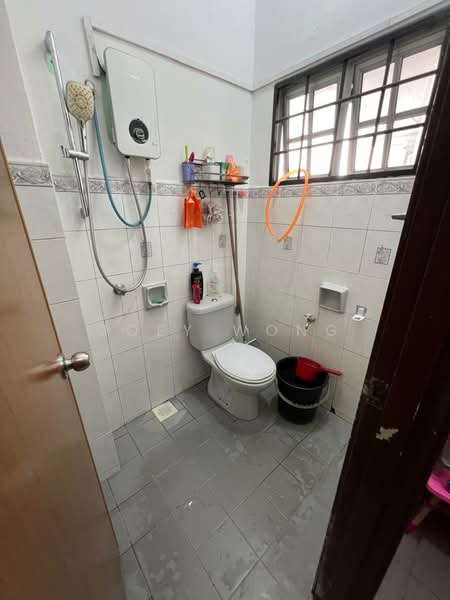 Terraced House for Sale in Bandar Bukit Puchong (Puchong) - Joey Wong - Bathroom - PropertyGuru.com.my