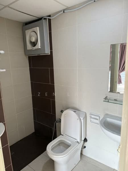 Servis Apartment untuk Disewa di Livia Residence @ C180 - Zen Law - Bathroom - PropertyGuru.com.my
