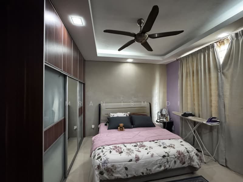 Pangsapuri untuk Dijual di Pangsapuri Anggun - Imran Ismadi - Bedroom - PropertyGuru.com.my