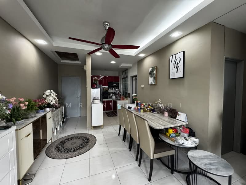 Pangsapuri untuk Dijual di Pangsapuri Anggun - Imran Ismadi - Dining Room - PropertyGuru.com.my