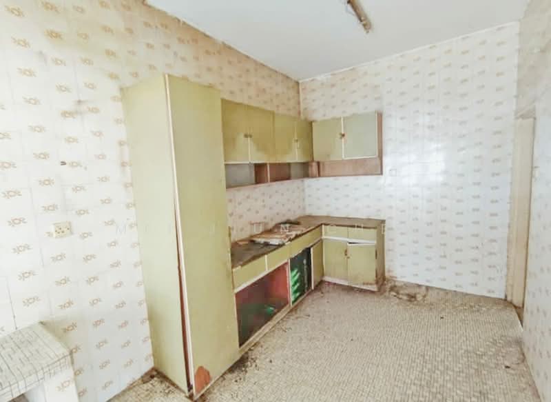 Rumah Teres 2 Tingkat untuk Dijual di Taman Overseas Union (Taman Oug) (Jalan Klang Lama (Old Klang Road)) - MEI JIUN CHEW - Kitchen - PropertyGuru.com.my