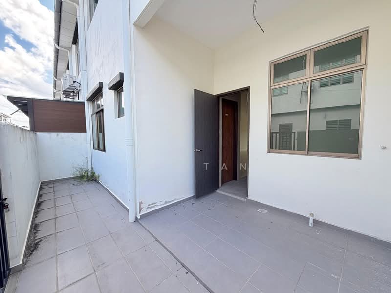 Rumah Teres 2 Tingkat untuk Dijual di Taman Kluang Perdana (Kluang) - May Tan - PropertyGuru.com.my