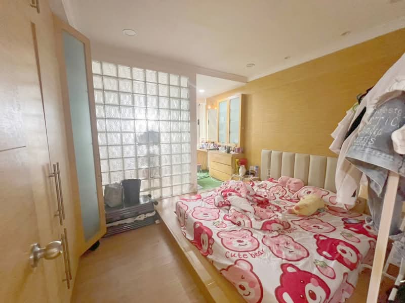 Service Residence for Sale at The Embassy (Bangunan Duta Impian) - Sausa Lee - PropertyGuru.com.my