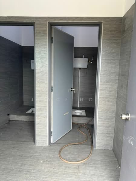 Factory for Rent in Rawang (Selangor) - Joyce Hoo - Bathroom - PropertyGuru.com.my