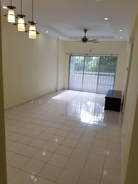 Pangsapuri untuk Disewa di Jalil Damai Apartments - John Khaw - Living Room - PropertyGuru.com.my