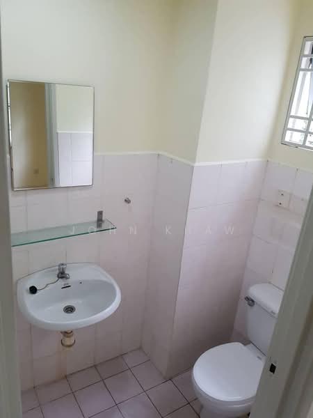 Pangsapuri untuk Disewa di Jalil Damai Apartments - John Khaw - Bathroom - PropertyGuru.com.my