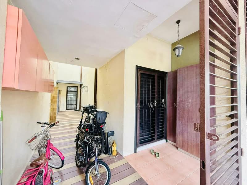 Rumah Teres untuk Dijual di Bukit Jelutong (Shah Alam) - Khairol Awang - PropertyGuru.com.my