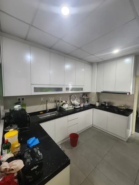Condominium for Sale at D'suria Condominium - Kweenie Chong - Kitchen - PropertyGuru.com.my