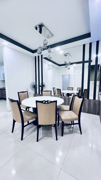 Rumah Teres 2 Tingkat untuk Disewa di Taman Pelangi Indah (Ulu Tiram) - Zen Koay - Dining Room - PropertyGuru.com.my
