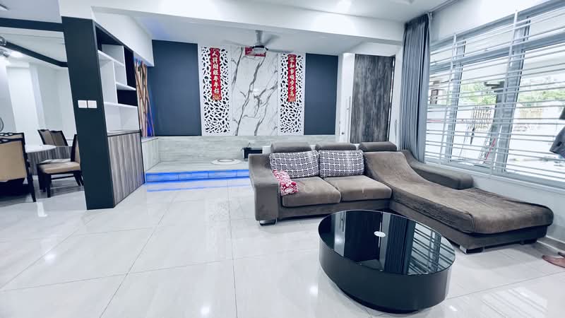 Rumah Teres 2 Tingkat untuk Disewa di Taman Pelangi Indah (Ulu Tiram) - Zen Koay - Living Room - PropertyGuru.com.my