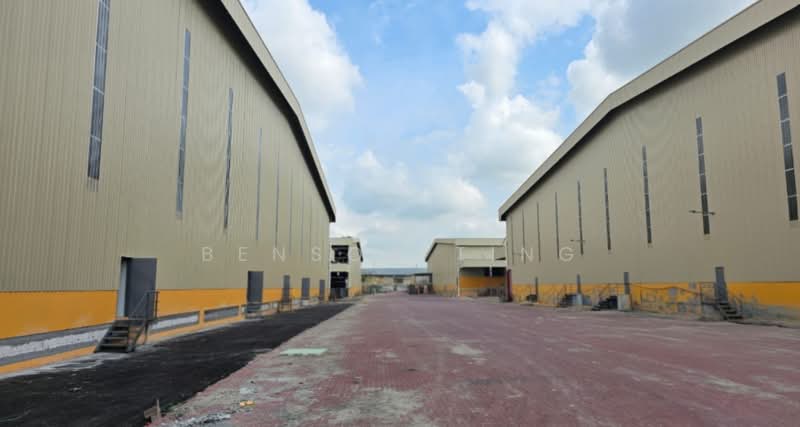 Warehouse for Rent in Port Klang (Pelabuhan Klang) (Selangor) - Benson Ting - Exterior - PropertyGuru.com.my