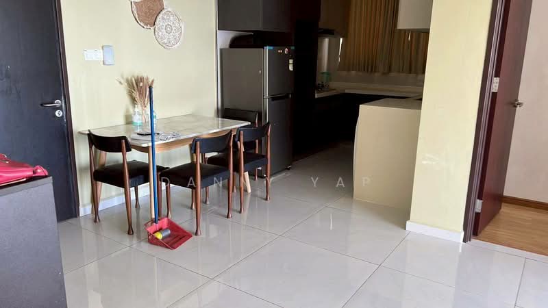 Condominium for Rent at Bay Point @ Country Garden Danga Bay - Danny Yap - Dining Room - PropertyGuru.com.my
