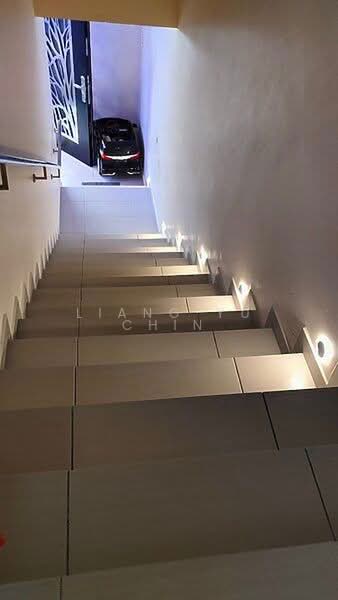 Rumah Teres 2 Tingkat untuk Dijual di Seremban (Negeri Sembilan) - Liang Yu Chin - Entrance - PropertyGuru.com.my