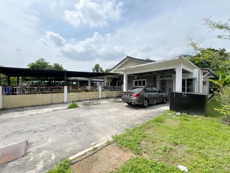 Semi-Detached House for Sale in Kampung Batu 9 Kebun Baru (Telok Panglima Garang) - Mohd Hazlan bin Mohd Sopi - PropertyGuru.com.my