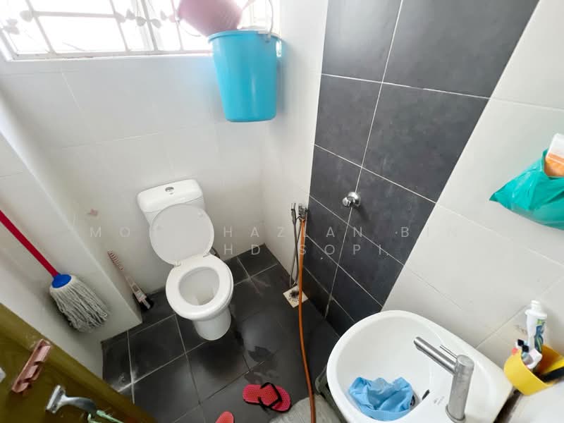 Semi-Detached House for Sale in Kampung Batu 9 Kebun Baru (Telok Panglima Garang) - Mohd Hazlan bin Mohd Sopi - PropertyGuru.com.my