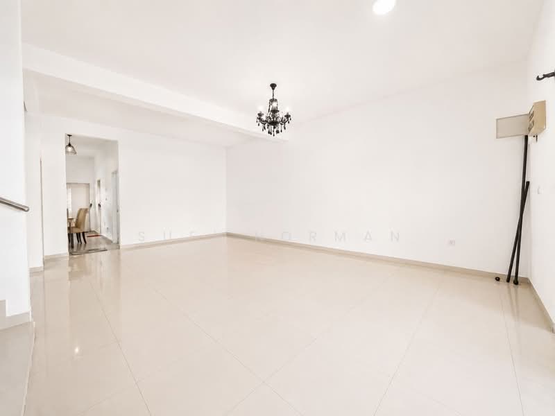 2-storey Terraced House for Sale in Bandar Seri Impian (Kluang) - Sufi Norman - Living Room - PropertyGuru.com.my