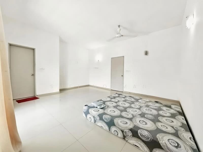 2-storey Terraced House for Sale in Bandar Seri Impian (Kluang) - Sufi Norman - Bedroom - PropertyGuru.com.my