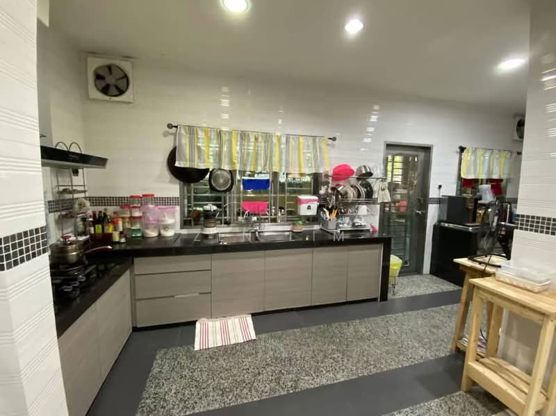 2-storey Terraced House for Sale in Taman Mega Jaya (Ampang) - Zen Lim - Kitchen - PropertyGuru.com.my
