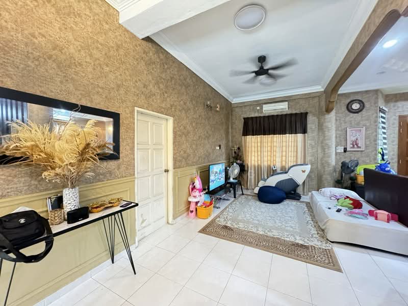 Rumah Banglo untuk Dijual di Johor Bahru (Johor) - Rain Ng - Living Room - PropertyGuru.com.my